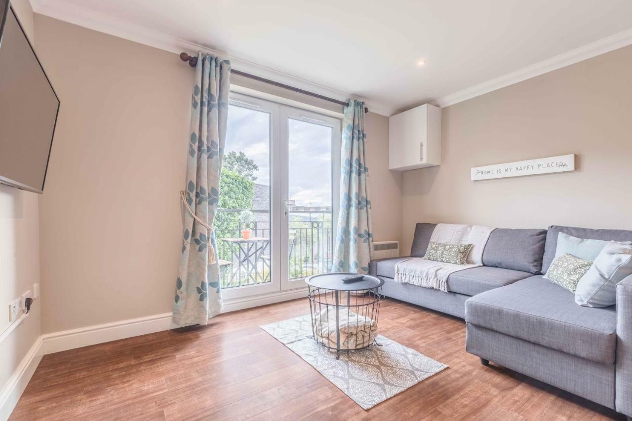 Modern Apartment Within Short Walk Of The Castle, High Street And Long Walk - Free Parking Windsor Zewnętrze zdjęcie
